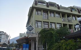 Ares City Hotel